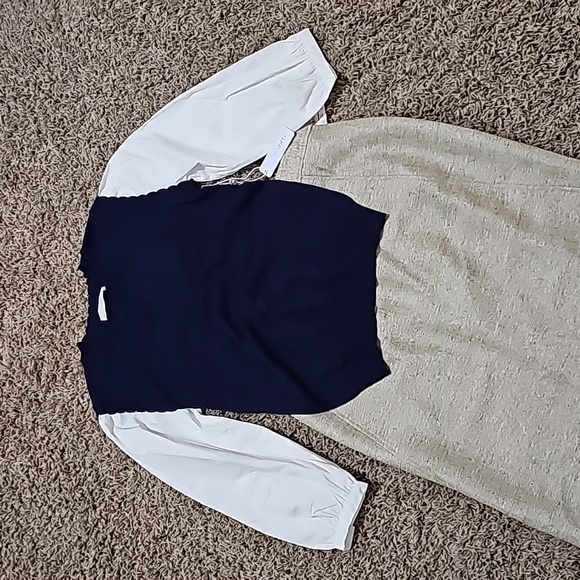 NWT Six/Fifty Darcy Mixed Media Top In Navy And White Small - Picture 2 of 6